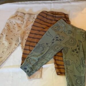 Kids' Bear Print and Striped Bottoms Set